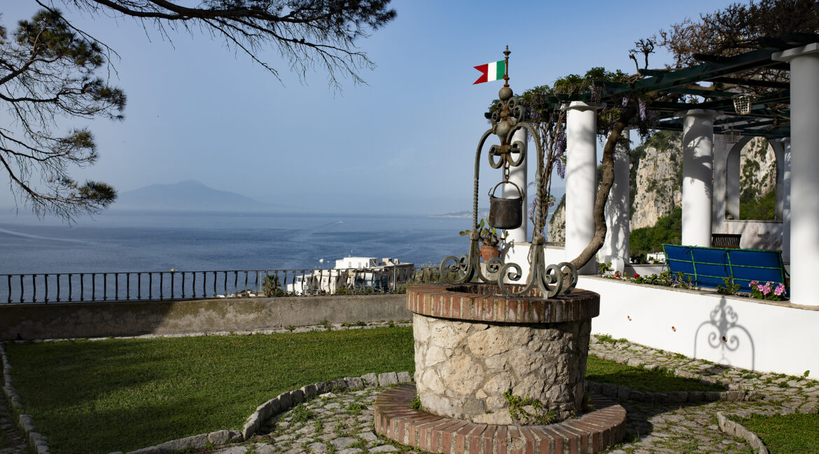 Pozzo vista mare