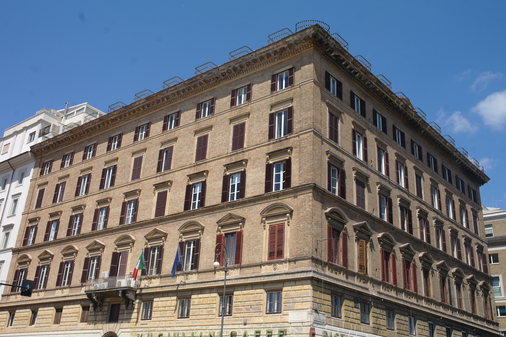 Roma, Termini – Appartamento indipendente in Palazzo Storico