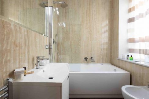 Bagno con vasca